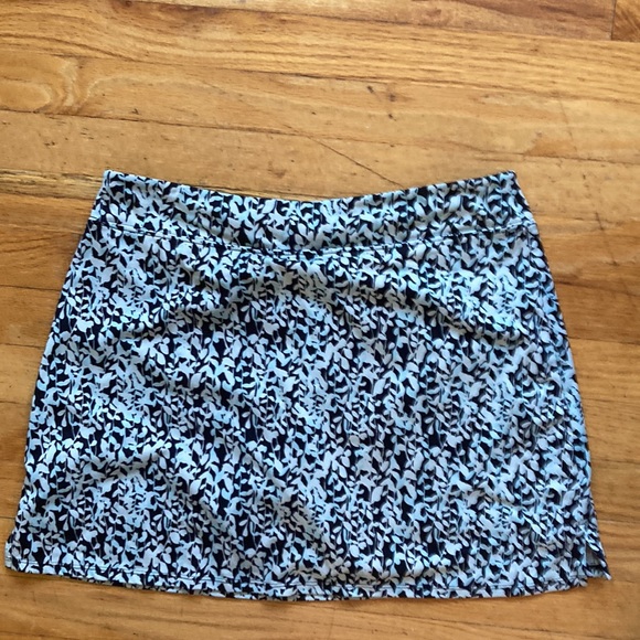 Tranquility by Colorado Clothing Patterned Skort - Picture 3 of 4